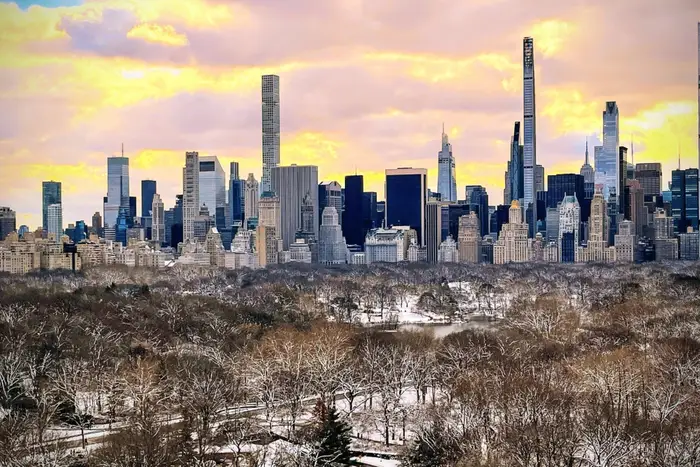 A photo of sunset over Manhattan in January 2022